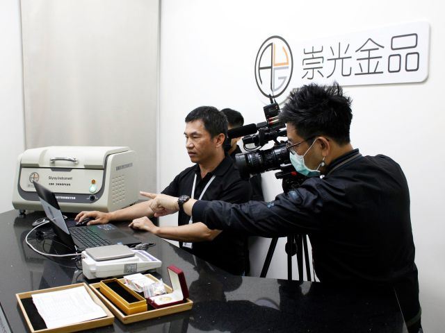 TVBS-科技煉金術！直播驗金搶黃金回收市場